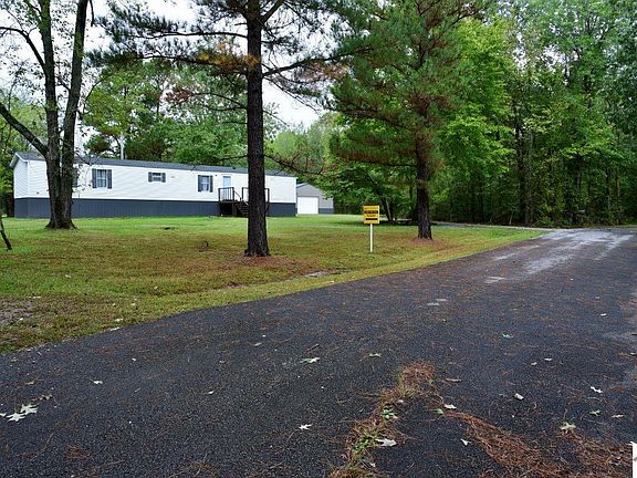 3rd image of 5165 Charlie Ln