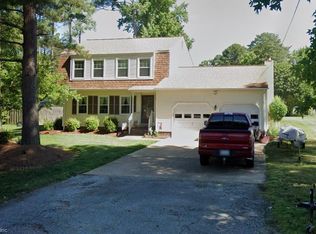 24 Holly St, Poquoson, VA 23662