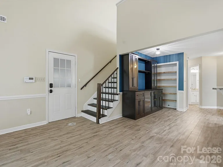 9437 Fairmead Dr — Photo 25