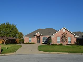 107 Carissa Ct, Krum, TX 76249