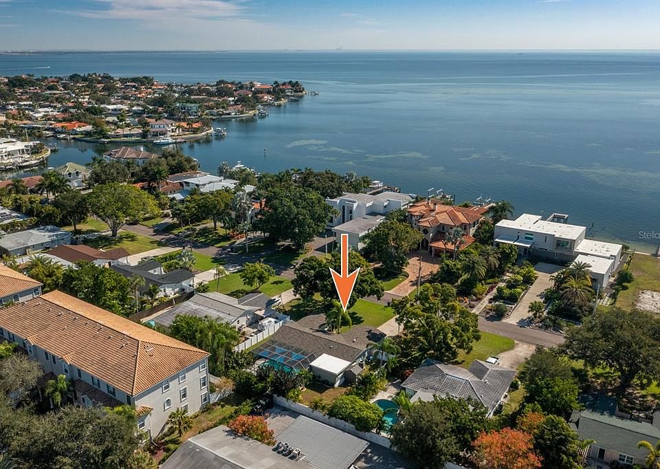 1st image of 4600 BAYSHORE BOULEVARD NE
