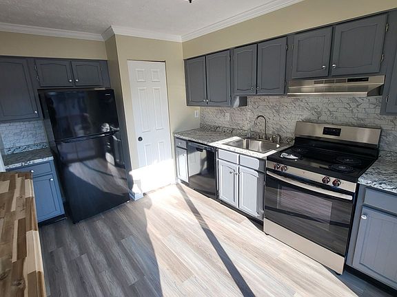 5th image of 26 Sylvan Park Ct
