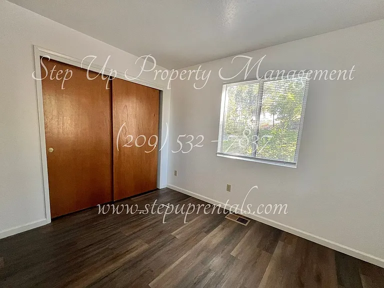 20356 Honey Ln — Photo 10