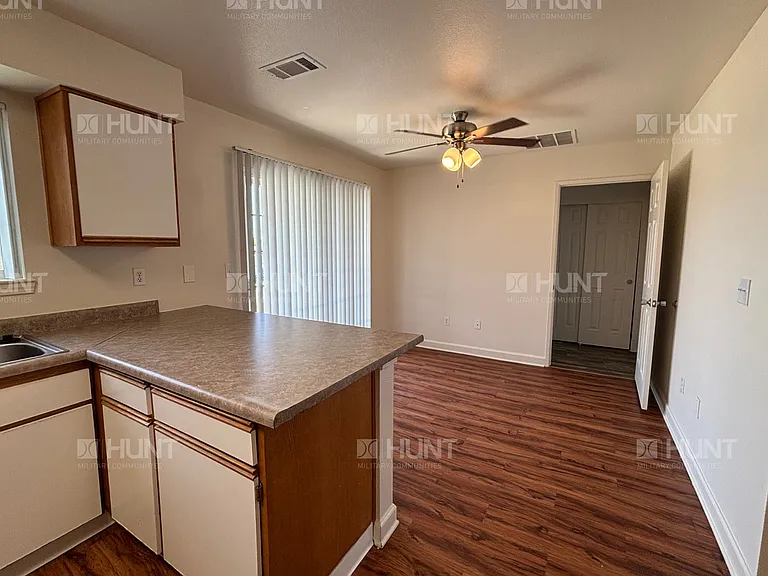 336 Ponmunjom Cir — Photo 5