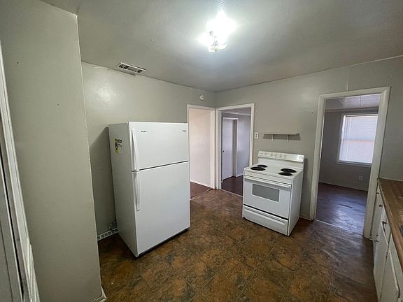 3rd image of 1333 S San Jose Dr