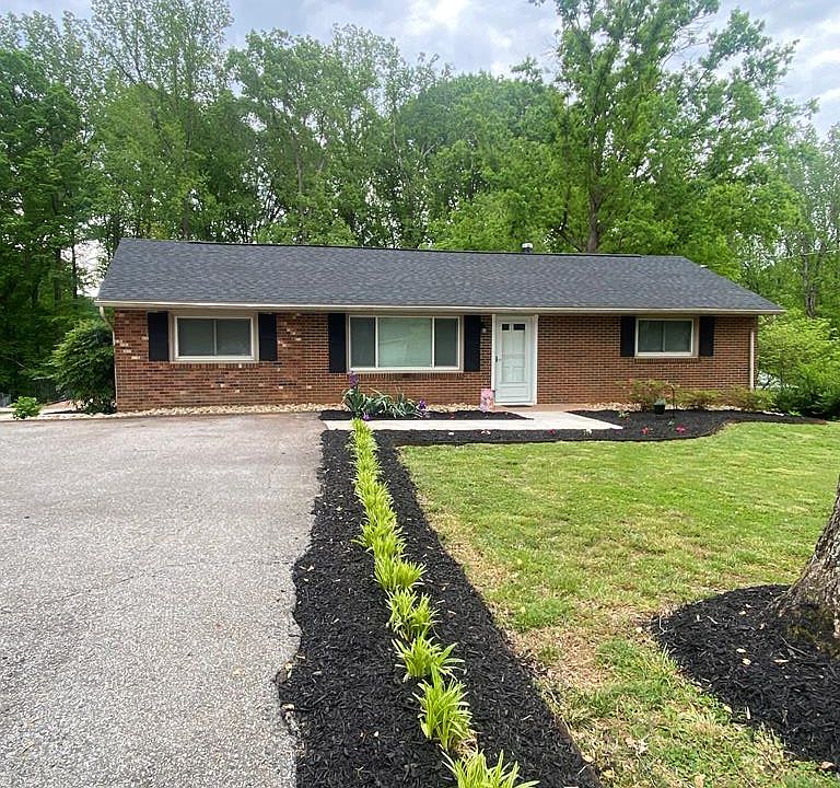1st image of 208 Avalon Dr