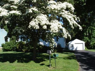 10 Circle Drive Ext, Greenwich, CT 06830