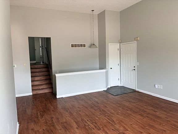 2nd image of 7038 N Fisk Ct