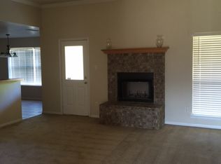 104 Nolan Ridge Dr, Nolanville, TX 76559