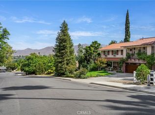 5820 Shaker Dr, Riverside, CA 92506