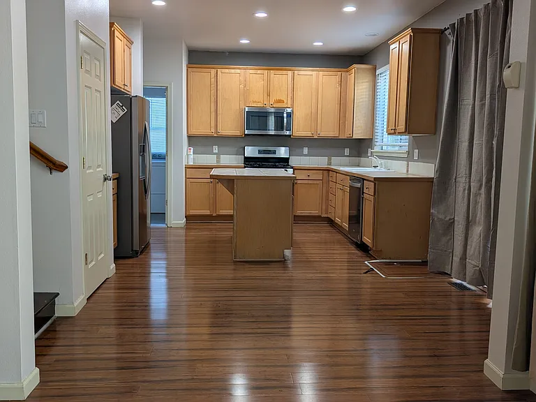 11554 179th Ct NE — Photo 23