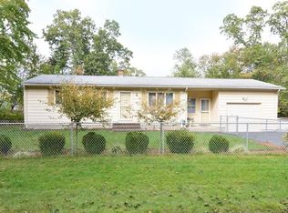 130 Packard Ave, Springfield, MA 01118