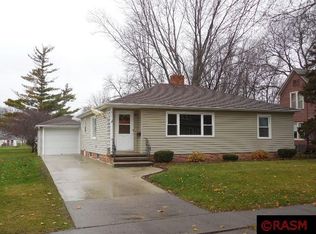 221 Buck Ave NE, Madelia, MN 56062