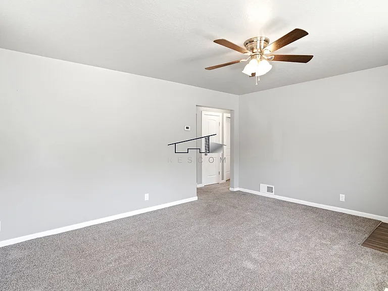 3729 Jackson Ave — Photo 6