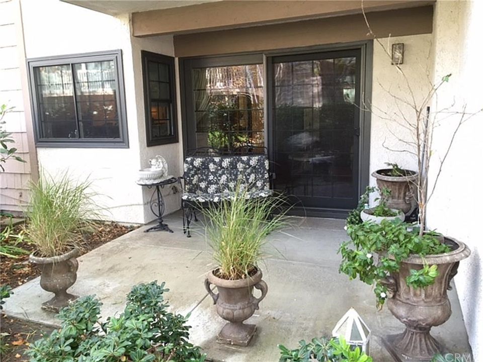 1st image of 26701 Quail Crk APT 39