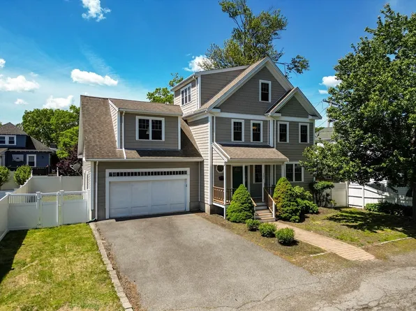 131 Westmoor Rd, West Roxbury, MA 02132