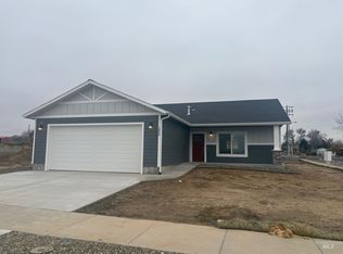 1800 Clark Fork Ln, Lewiston, ID 83501