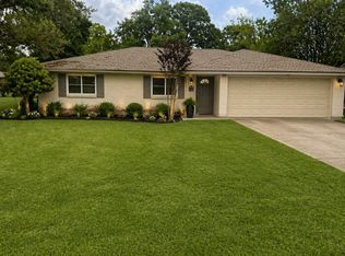 510 Denise St, West Columbia, TX 77486