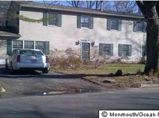 1425 Willow Ct, Lakewood, NJ