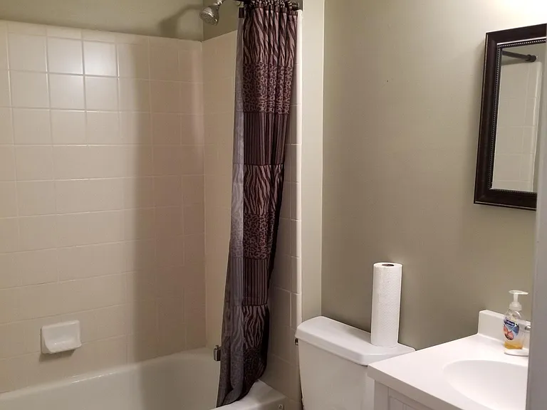 Lake Forest Dr — Photo 11