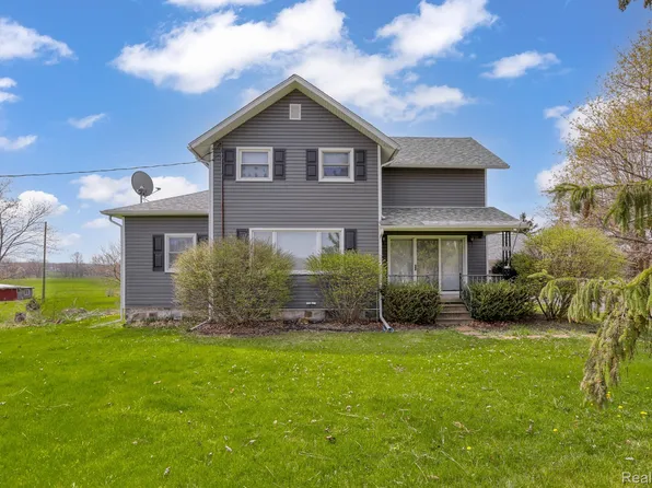 10639 Mason Rd, Fowlerville, MI 48836