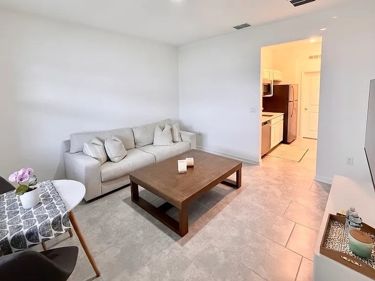 973 Waterfall Blvd — Photo 3