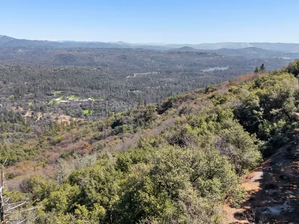 22611 Ridgemont Dr, Sonora, CA 95370