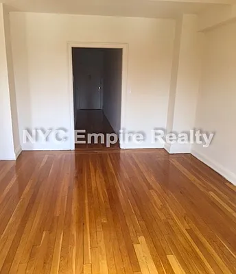 Rented by NYC Empire Realty Inc | media 29