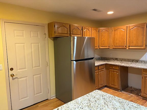 2nd image of 1107 Estate Dr