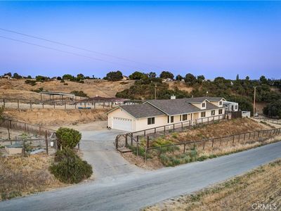 1690 Buck Way, Paso Robles, CA, 93446