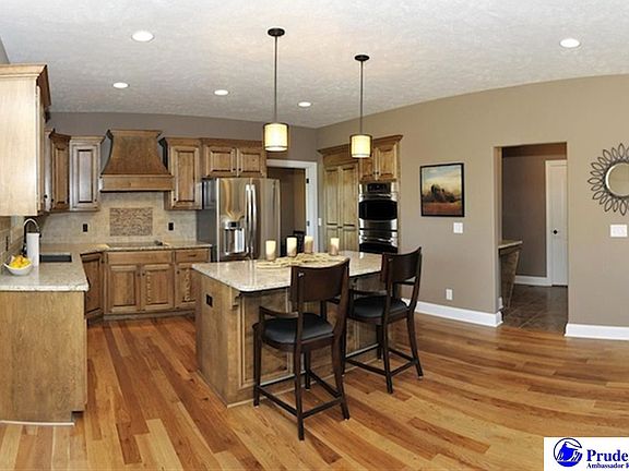 5th image of 17803 Burdette St