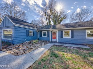 4613 Bob White Rd, Knoxville, TN 37920