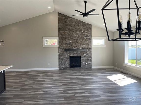 3rd image of 3153 Nuno Dr