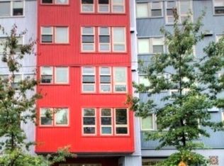 827 Hiawatha Pl #101, Seattle, WA 98144