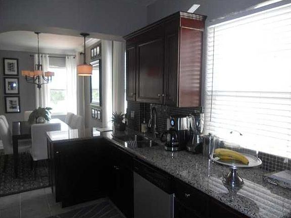 3rd image of 3017 Alhambra St APT 3