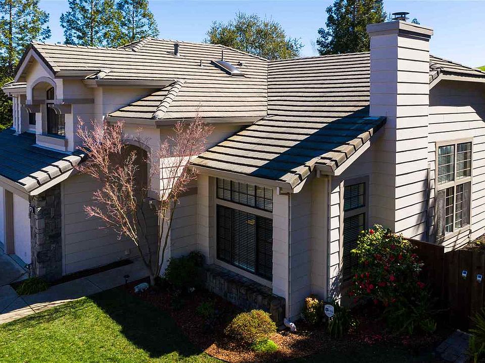 1st image of 225 Valley Glen Ln