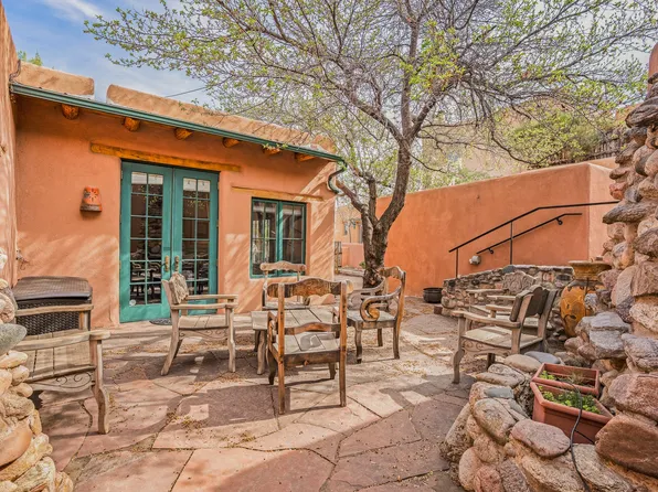 701 Alto St, Santa Fe, NM 87501