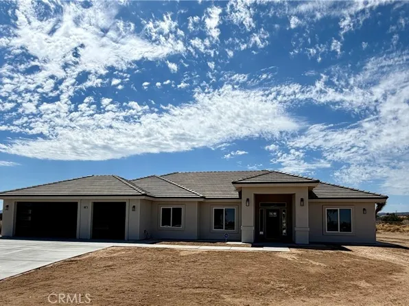 10583 Valencia St, Hesperia, CA 92344