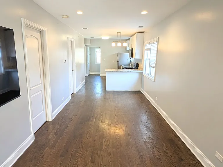 2455 N Austin Ave #2 — Photo 6