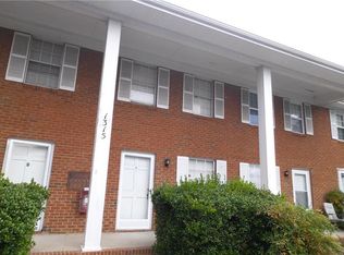 1315 W Meadowview Rd, Greensboro, NC 27403