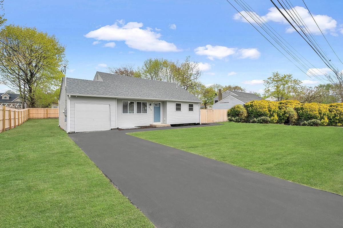615 Macdonald Ave A, Bellport, NY 11713 Zillow