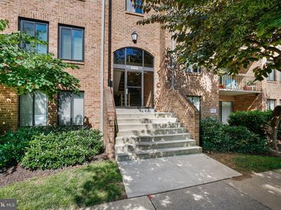 11415 Commonwealth Dr APT 302, Rockville, MD, 20852