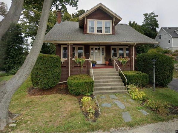 9 Maple Way