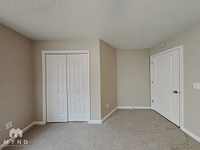 10576 Sourwood Ct — Photo 14