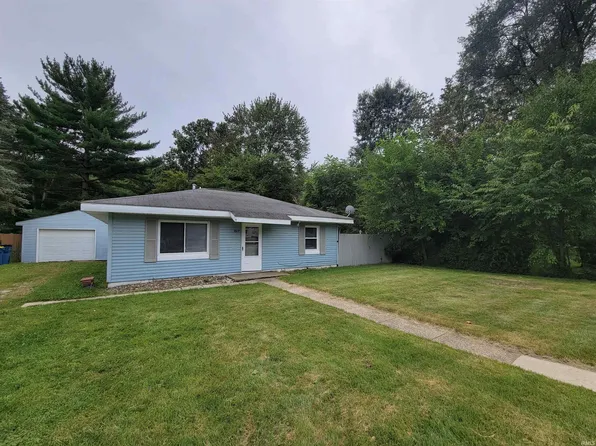 827 W Berry Ave, Mishawaka, IN 46545