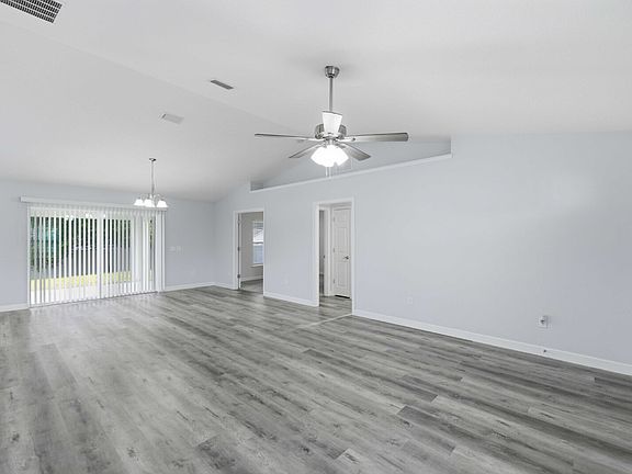 4th image of 8355 SE 159th Ln