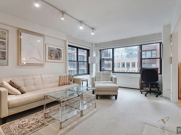 301 E 64th St APT 9L, New York, NY 10065