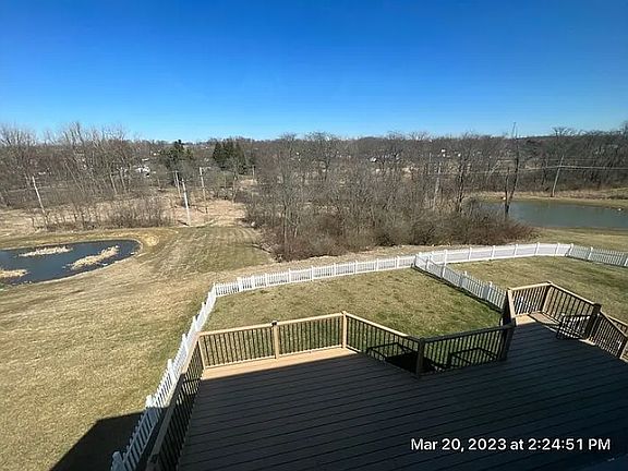 2nd image of 413 Fox Dr