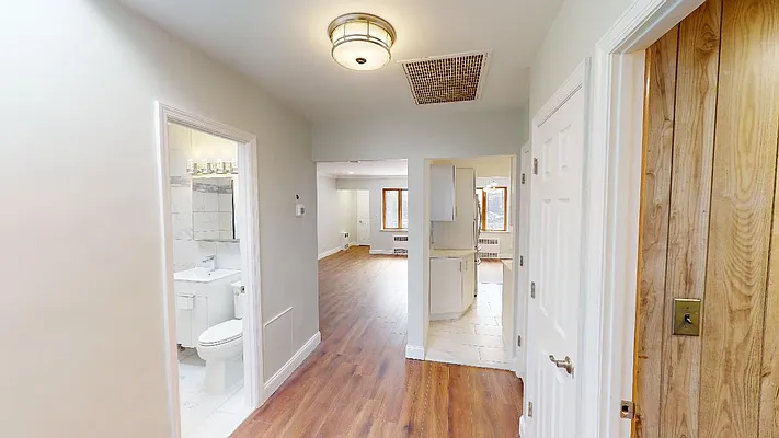 Rented by Metro Garden Realty NYC | media 22
