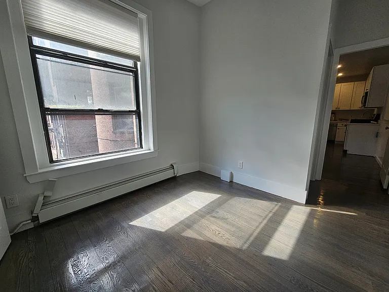 499 Beacon St #9 — Photo 5